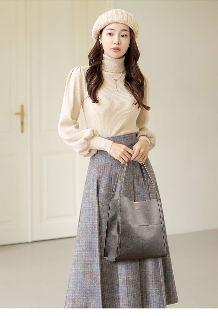 Modern Grace – Large Capacity Tote Bag