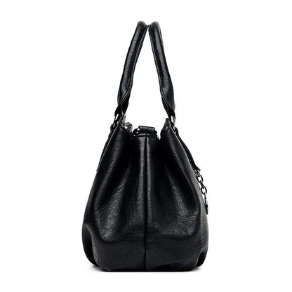 Calenvi Nomad Tote - Soft Leather Travel Bag with Tassel Detail