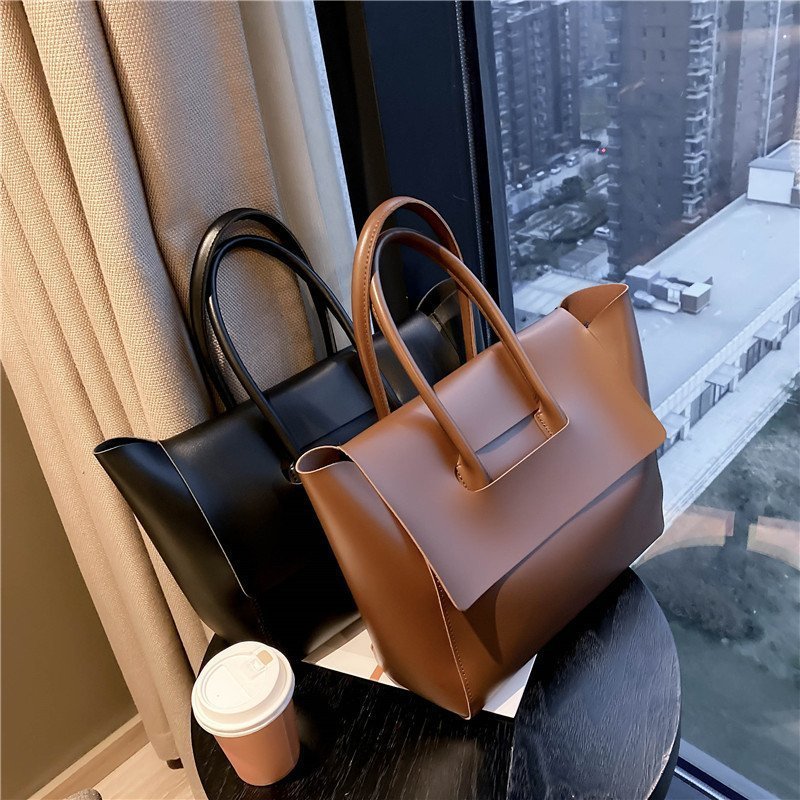 Urban Grace Tote