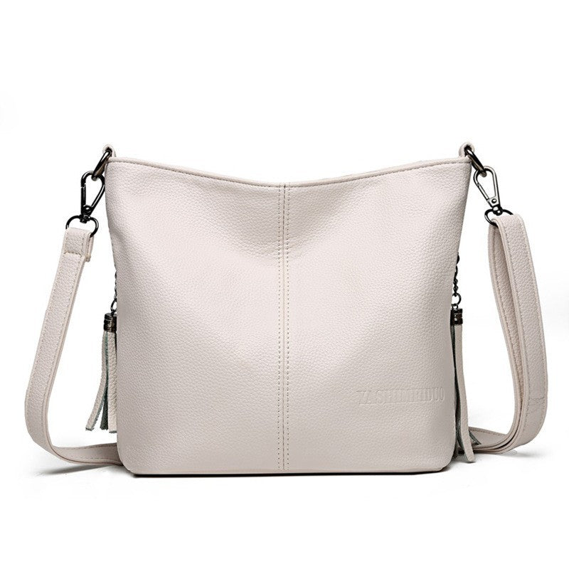 Calenvi Everyday Tassel Shoulder Bag