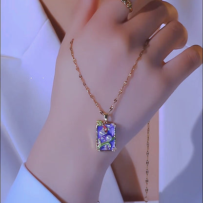 Calenvi Vintage Bloom Necklace