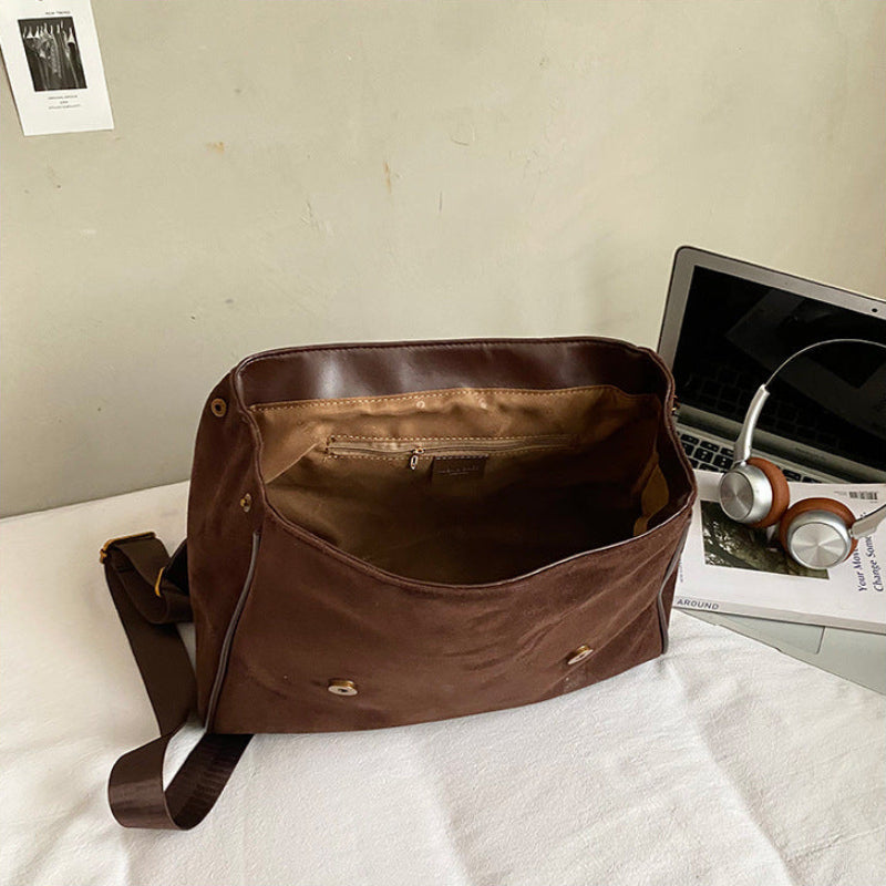 Calenvi Shoulder Bag For Casual And Commuting Use