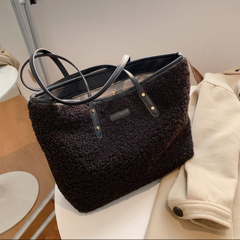 Calenvi Lamb Wool Tote Bag