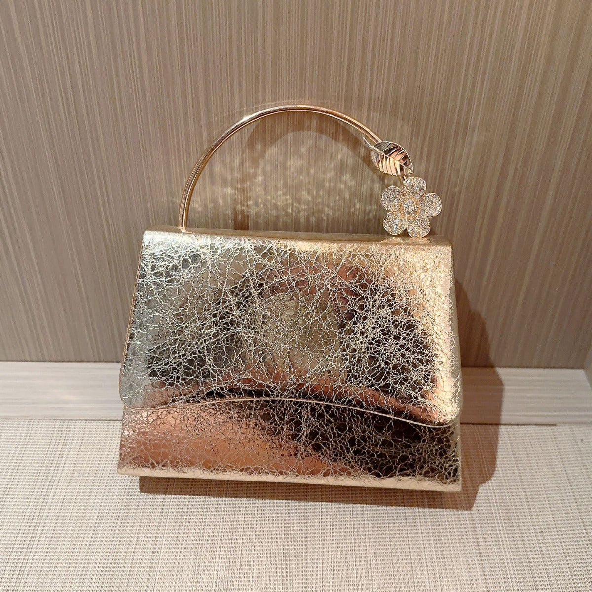 Calenvi Shiny Leather Evening Bag