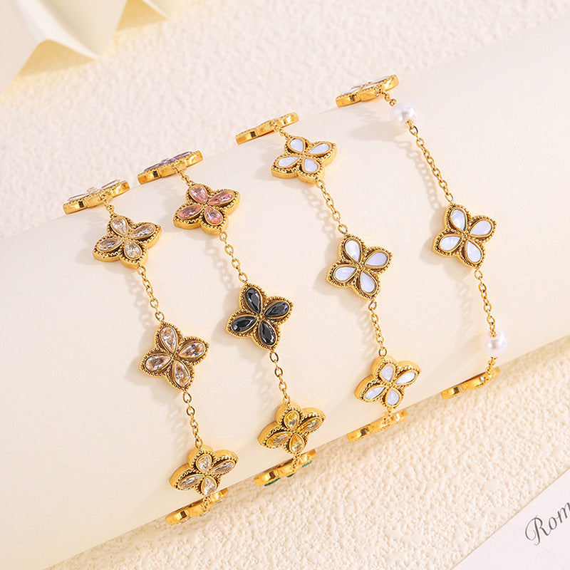Calenvi Zircon Lucky Clover Bracelet