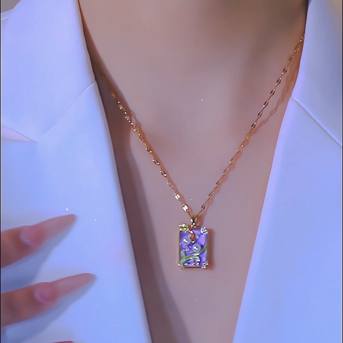 Calenvi – Vintage Bloom Necklace