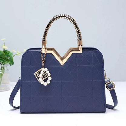 Calenvi Elegant Handbag with Gold Accents