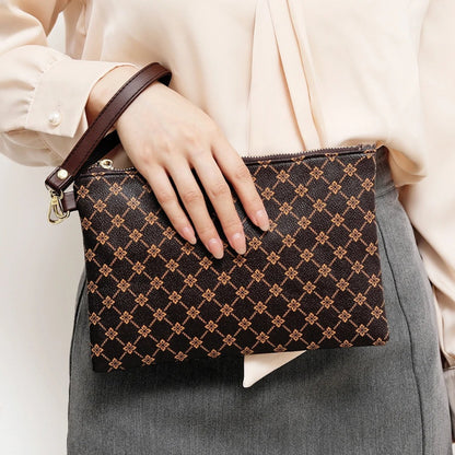 Calenvi Fashionable Wristlet Clutch